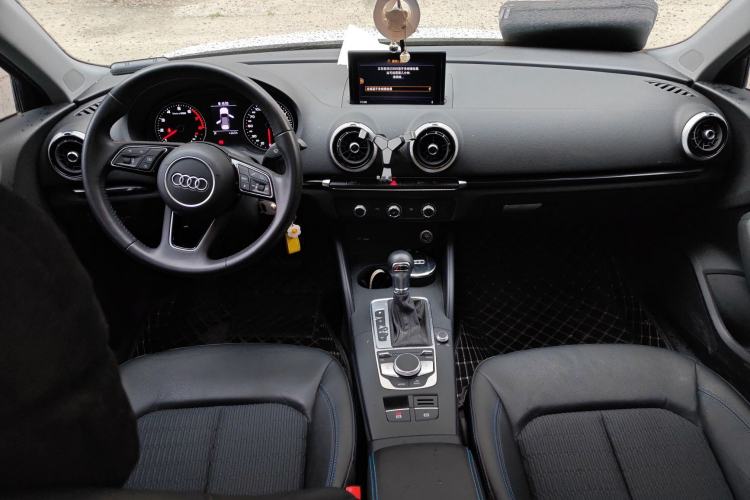 Used Audi A3 2019 Sportback 35 TFSI Fashion Edition China VI Emission Standard