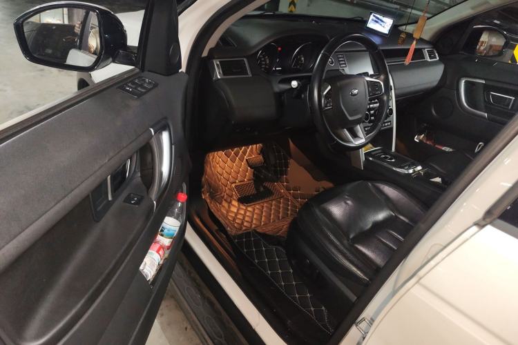 Used Land Rover Discovery Sport 2015 2.0T SE Driver Seat