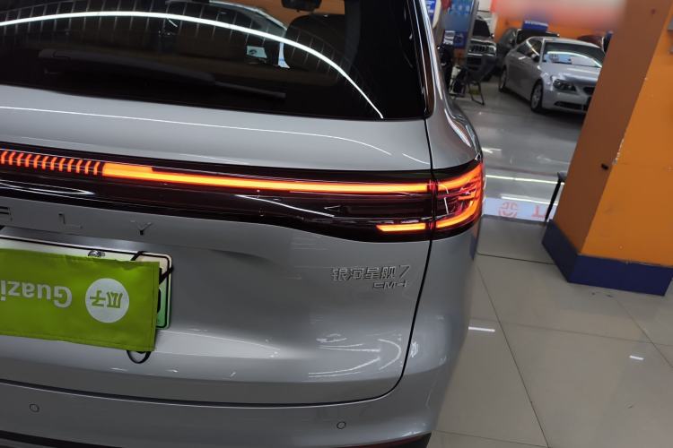 Used Geely Galaxy Xingjian 7 EM-i 2025 120km Flagship Edition Right Rear Taillight