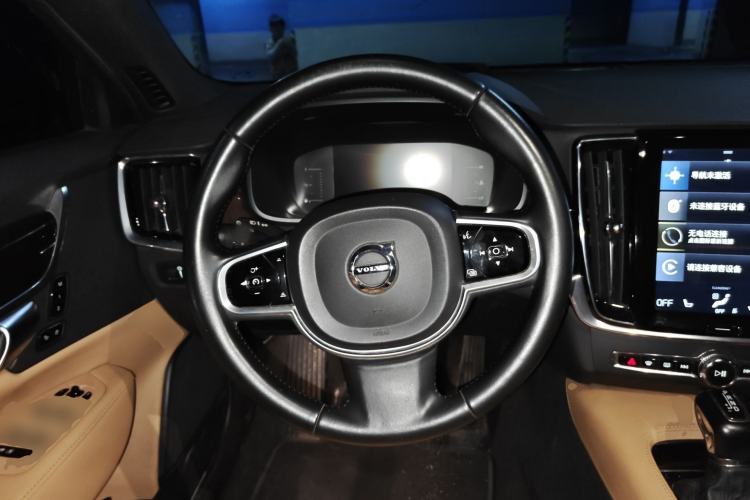 Used Volvo S90 2017 T4 Zhiyuan Edition
