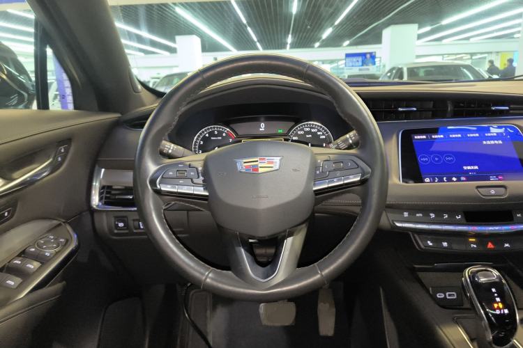 Used Cadillac XT4 2022 28T Two-Wheel Drive Prestige Version