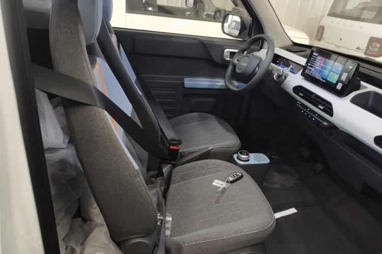 Used Geely Galaxy Panda 2024 Panda Mini 200km Endurance Bear
