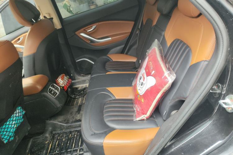 Used Soueast DX7 2015 1.5T Manual Luxury Model Left Rear Seat