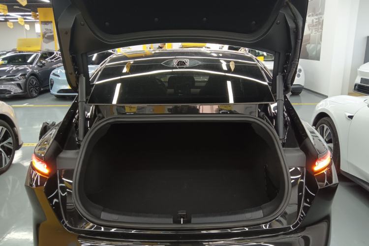 Used Nio ET5 2022 75 kWh