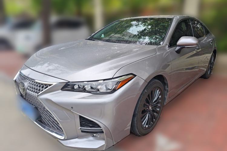 Used Toyota Avalon 2019 2.0L XLE Premium Edition China VI