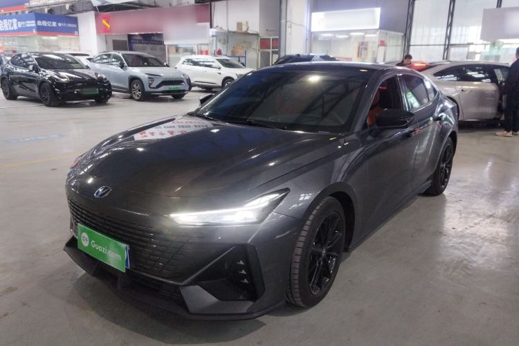 Used CHANGAN UNI-V 2022 1.5T Prestige Version