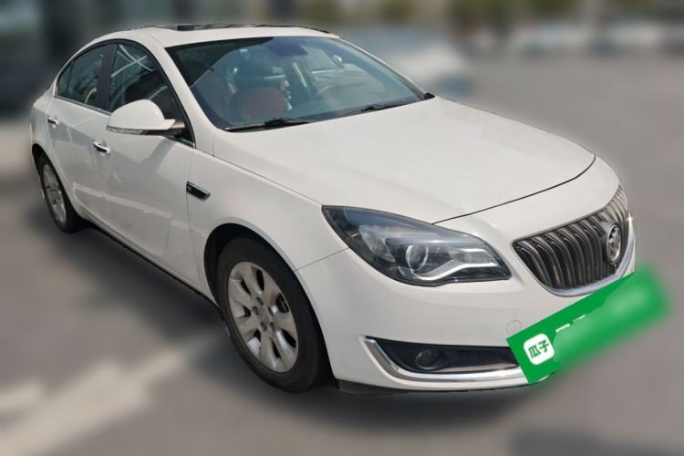 Used Buick Regal 2015 1.6T Elite Tech Model Front Right 45 Deg