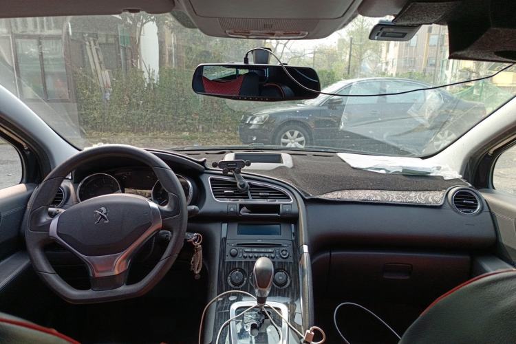 Used Peugeot 3008 2015 2.0L Automatic Classic Edition Interior 2