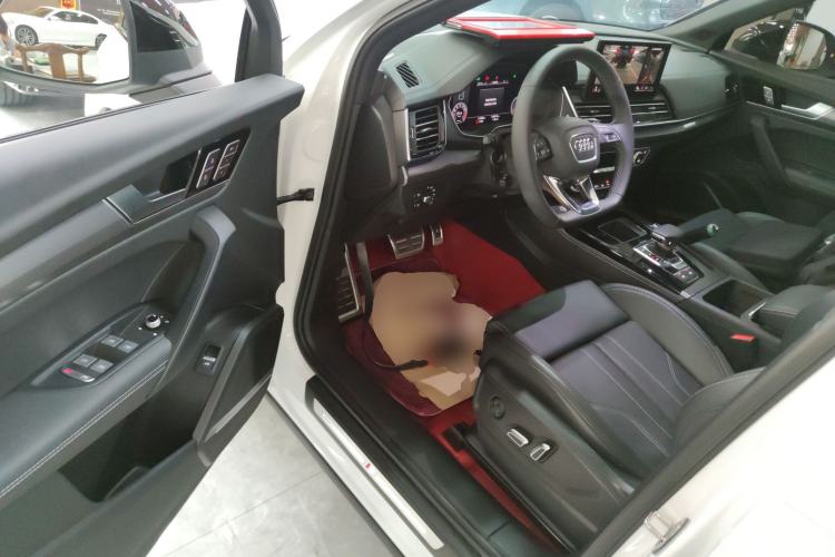 Used Audi Q5L 2024 45 TFSI Luxury Dynamic Model Driver Seat