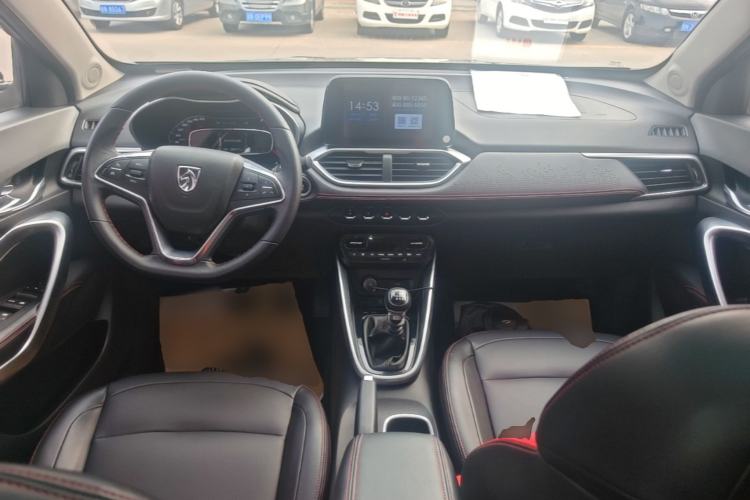 Used Baojun 510 2019 1.5L Manual Prestige Version China V Emission Standard Center Console