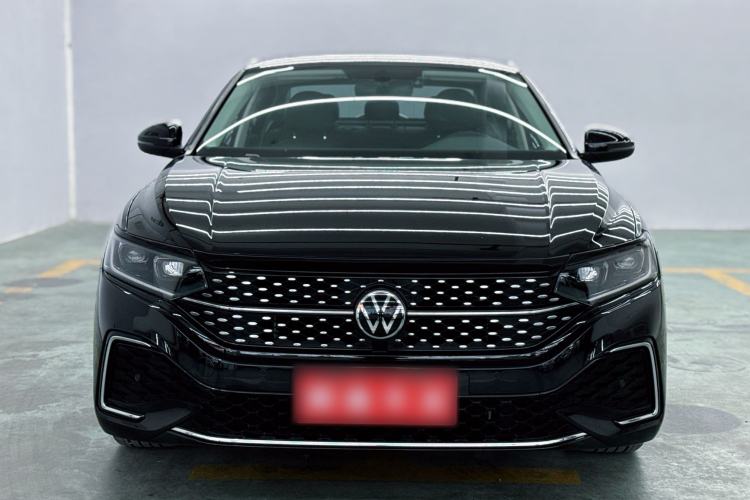 Used Volkswagen Passat 2022 330TSI Starry Elite Edition Exterior 2