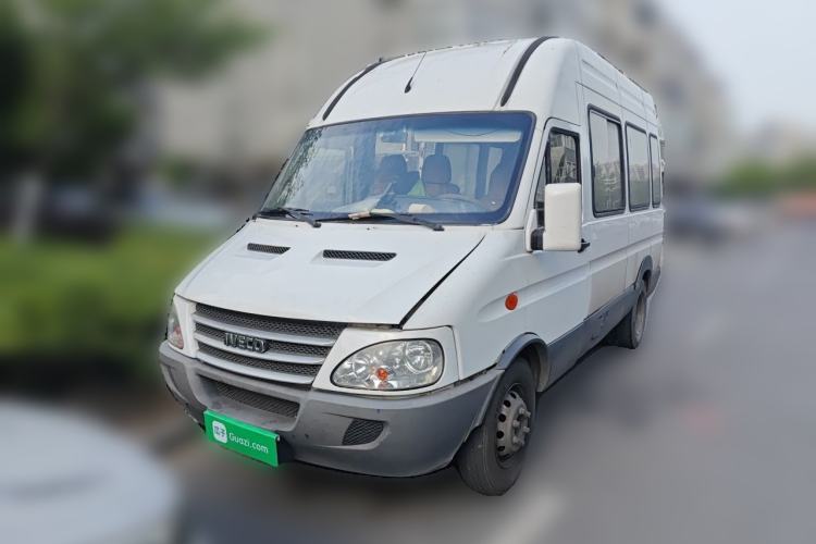 Used Iveco Power Daily 2017 2.5T Classic A37 High-Roof 7-Seater Passenger Van 47Z5