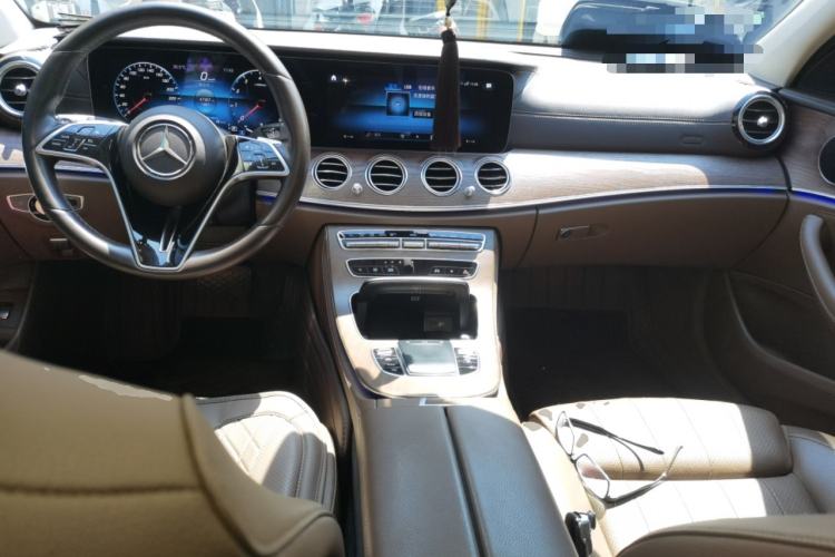Used Mercedes-Benz E-Class 2021 Facelift E 260 L
