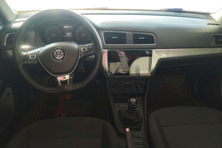 Used Volkswagen Lavida 2017 1.6L Manual Fashion Edition