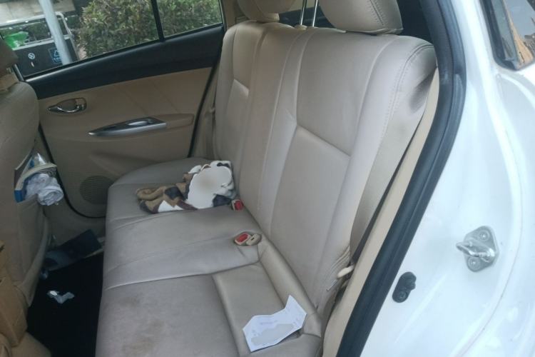 Used Toyota YARiS L Zhi Xuan 2015 1.5E Automatic Charm Edition