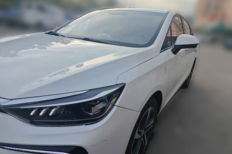 Used BAIC Beijing EU5 2018 R500 Smart Wind Edition Guazi used car, China used car export, Used car for sale, Used cars, Cheapest cars for sale