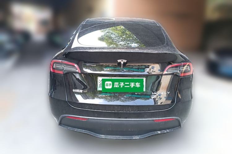 Used Tesla Model Y 2023 Long-Range All-Wheel-Drive Version