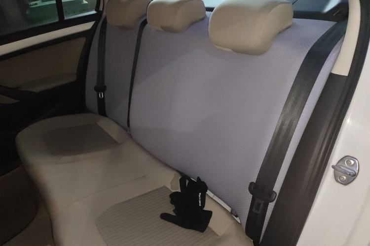 Used Volkswagen Jetta 2015 1.6L Manual Comfort Model