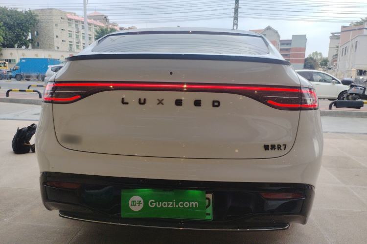 Used Hima Luxeed R7 2024 All-Electric 736 km Ultra
