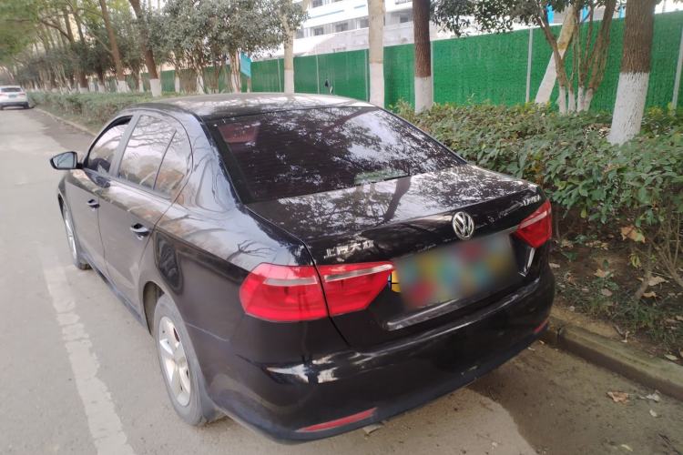 Used Volkswagen Lavida 2013 1.6L Manual Fashion Edition
