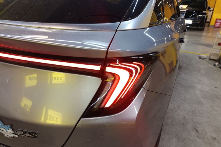 Used ARCFOX Alpha S 2021 708S+ 175kW Right Rear Taillight