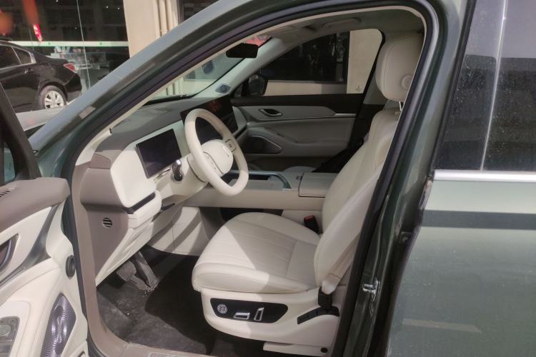 Used Wey Lanshan 2025 Four-Wheel Drive Max
