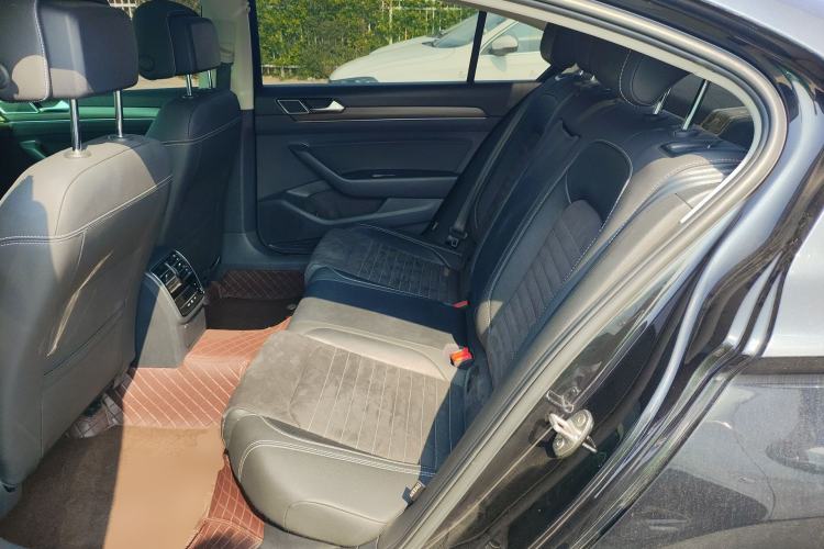 Used Volkswagen Magotan 2020 330TSI DSG Luxury Edition Left Rear Seat