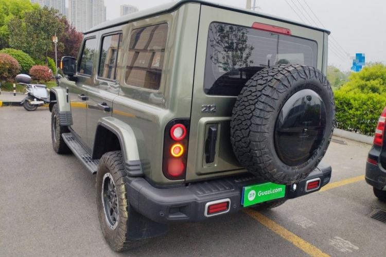 Used 212 T01 2025 2.0T Changfeng Exterior 2