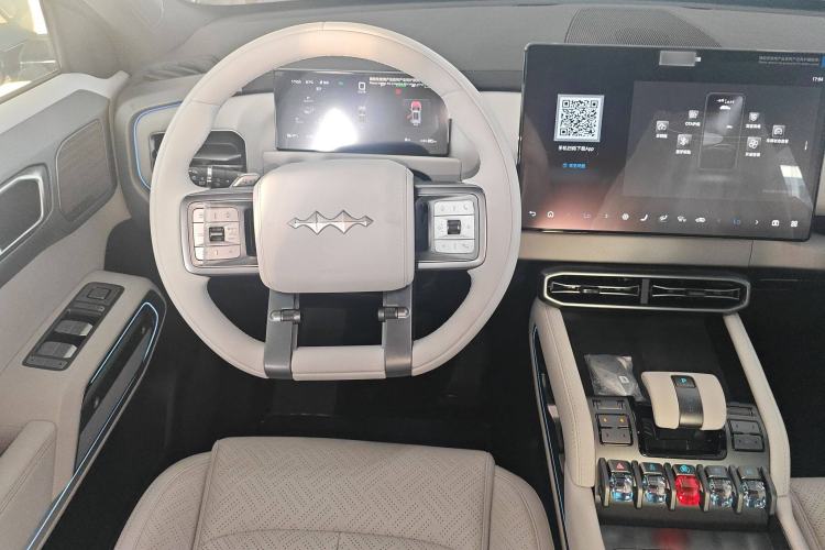 Used Formula Leopard Titanium 3 2025 501KM All-Wheel Drive Intelligent Driving Ultra Version