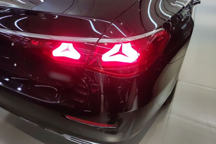 Used Mercedes-Benz E-Class 2024 Facelift E 300 L Luxury Edition