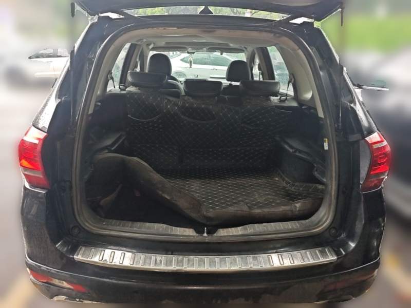 Used Haval H6 2014 Sport Edition 2.0T Diesel Manual Two-Wheel Drive Prestige Model — 20