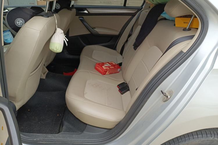 Used Volkswagen Santana 2014 1.6L Automatic 30th Anniversary Edition
