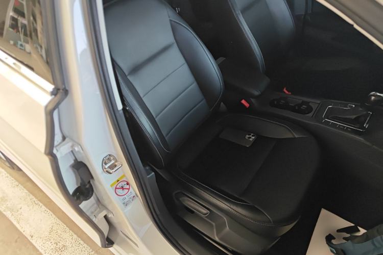 Used Volkswagen Lamando 2017 230TSI DSG Fashion Edition
