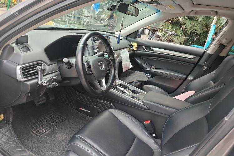 Used Honda Accord 2018 260TURBO Elite Edition China VI Left Front Seat