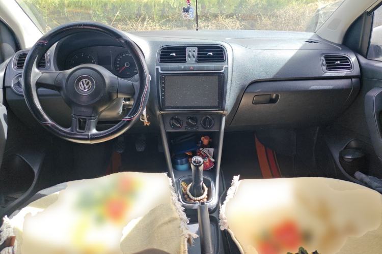 Used Volkswagen Polo 2011 1.4L Manual ZhiLe Edition
