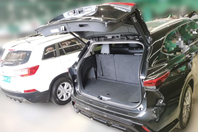 Used Toyota Highlander 2023 2.5L Smart Electric Hybrid Dual-Engine Four-Wheel Drive Prestige Version – 7 Seats Trunk