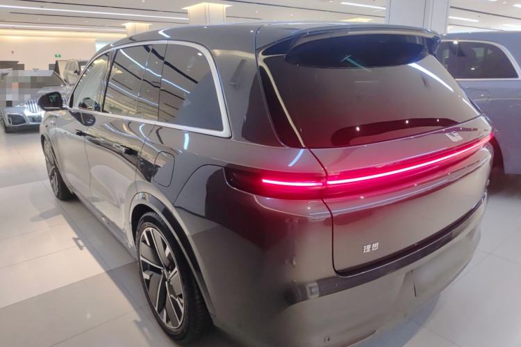 Used Li Auto L8 2025 Ultra Smart Refreshed Edition
