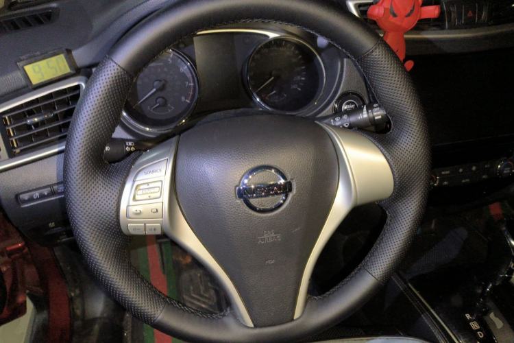 Used Nissan X-Trail 2015 2.0L CVT Comfort MAX Edition 2WD