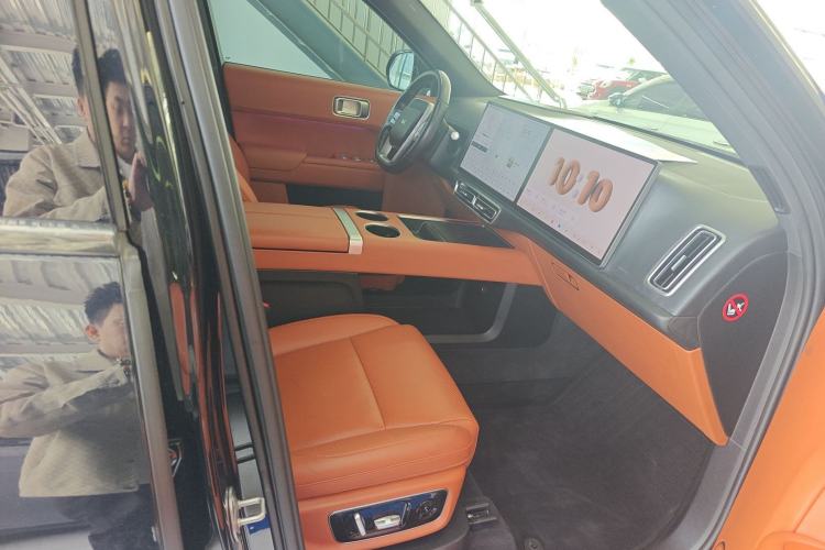 Used Li Auto L8 2023 Pro Model Right Front Seat
