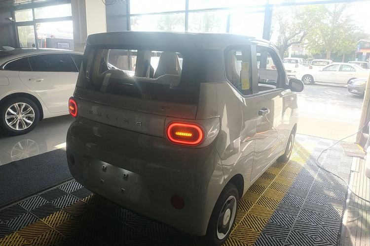 Used Wuling Hongguang MINIEV 2024 3rd Generation 215km Youth Edition