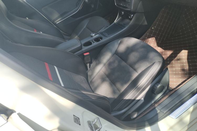 Used Mercedes-Benz A-Class 2013 A 180 Fashion Model Right Front Seat