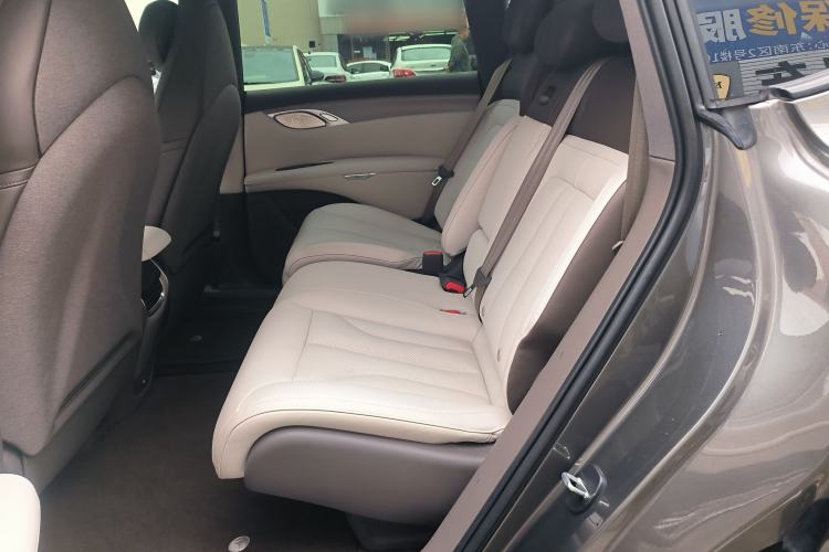 Used IM LS7 2023 90 kWh Elite Rear-Drive Version