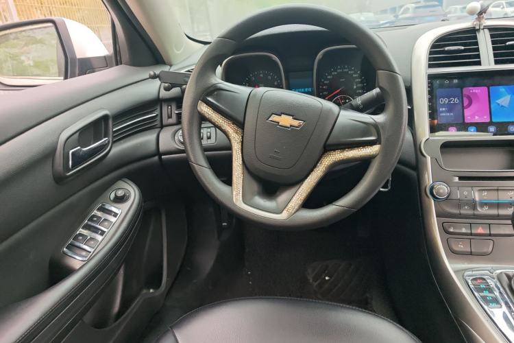 Used Chevrolet Malibu 2013 1.6T Automatic Comfort Edition Steering Wheel