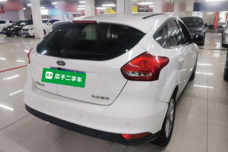 Used Ford Focus 2015 Hatchback 1.6L Automatic Fashion Edition