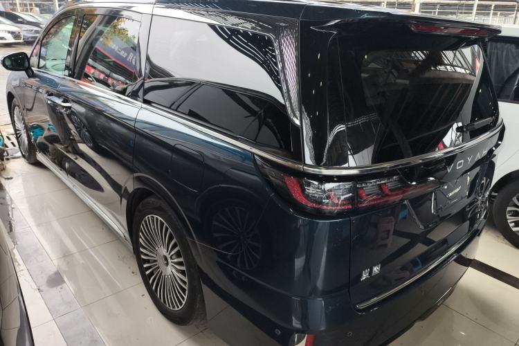 Used VOYAH Dream 2025 PHEV Four-Wheel-Drive Flagship Kunpeng Edition Exterior 2