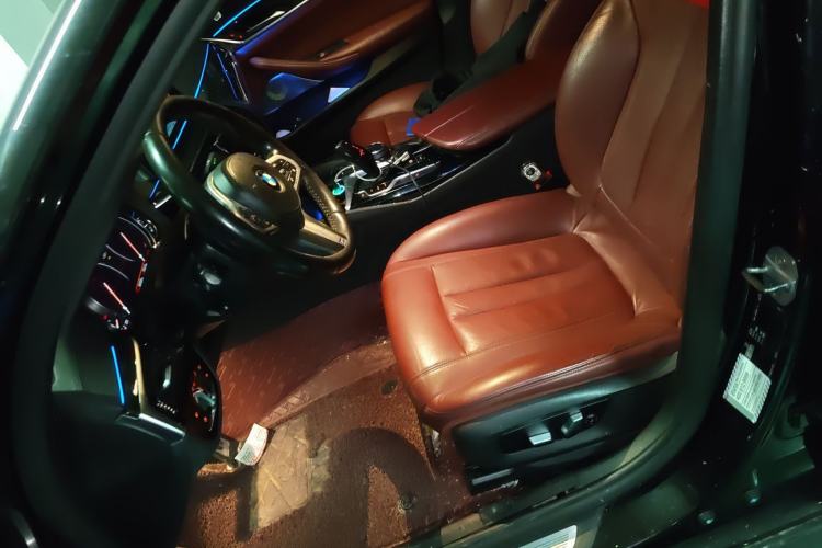 Used BMW 5 Series 2018 Restyled 530Li Leading Edition M Sport Package
