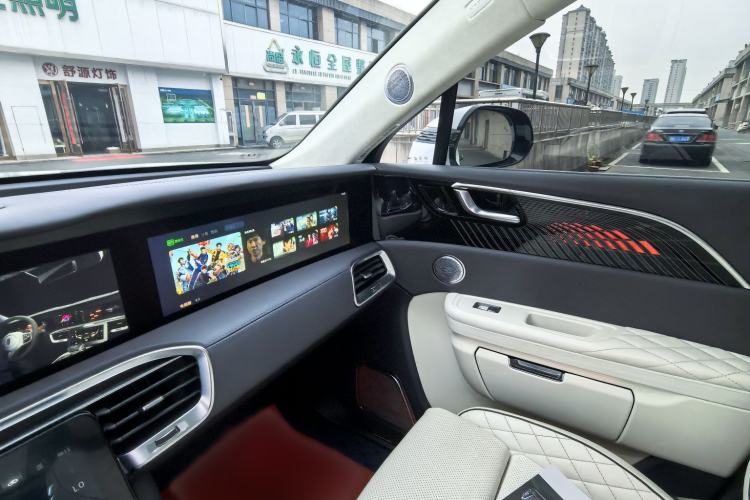 Used Hongqi E-HS9 2022 660 km Range Flagship Edition Four Seats