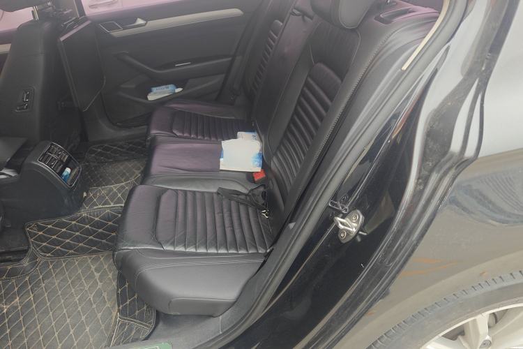 Used Volkswagen Magotan 2017 330TSI DSG Leading Model