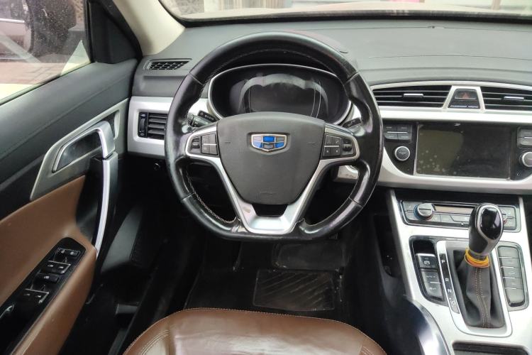 Used Geely Auto Emgrand X7 Sport 2016 1.8TD Automatic ZhiZun Version
