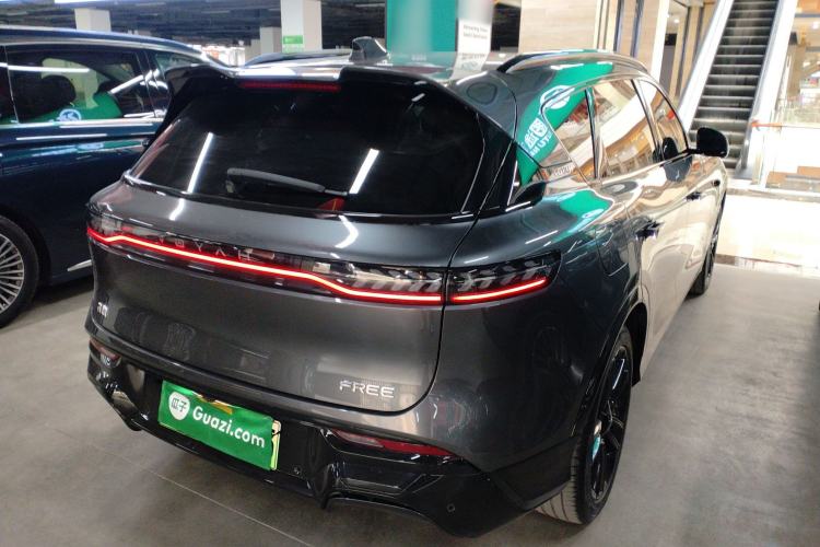 Used VOYAH FREE 2025 318 318 km Rear-Drive Touring Edition